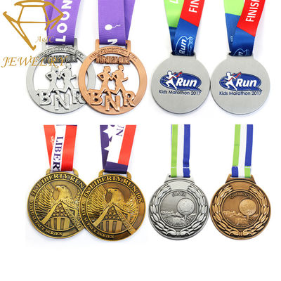 Достижение спорт персонализировало медали и трофеи